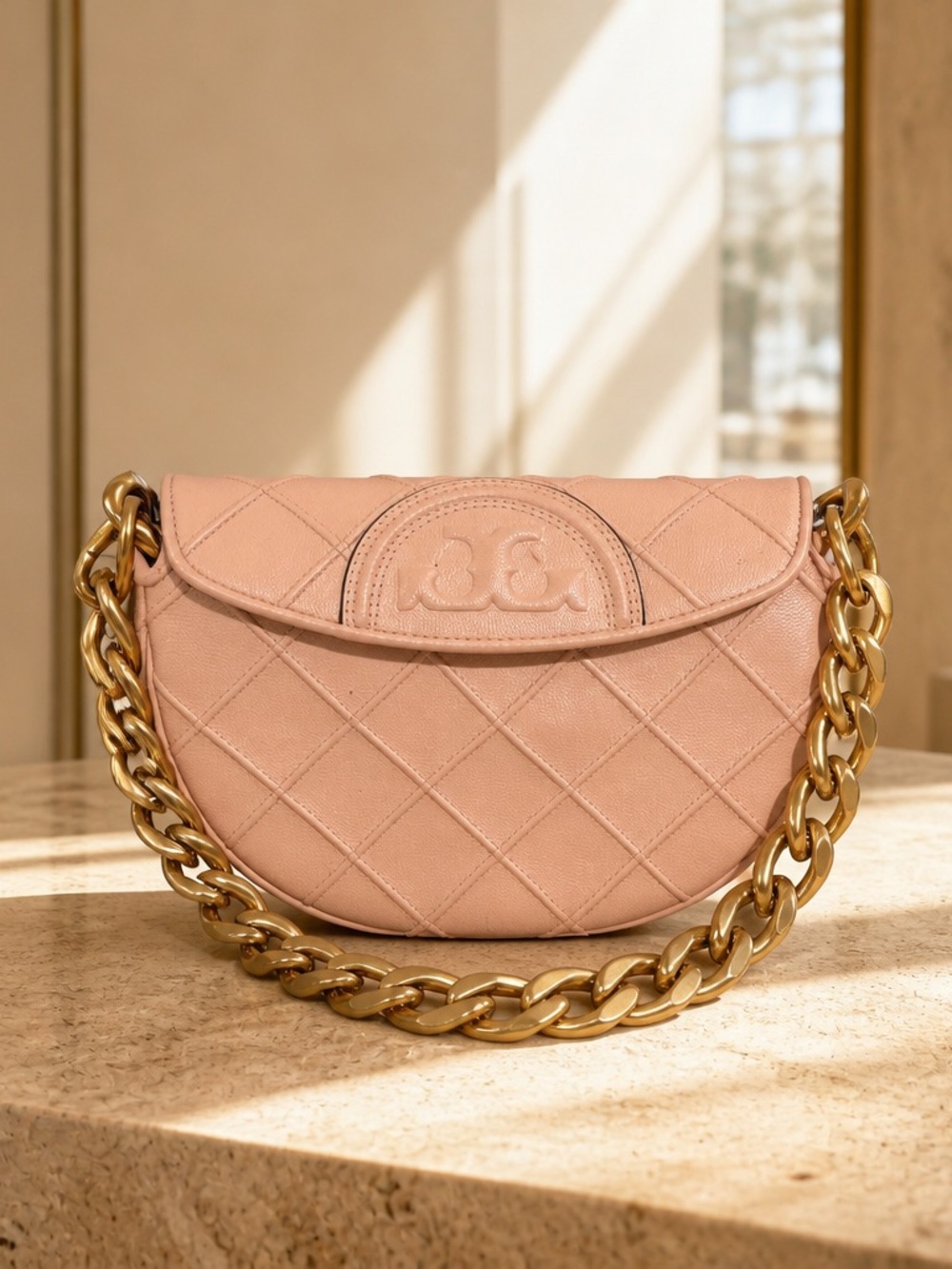 Quilted Crescent Shoulder Bag in Blush Pink with Gold Chain. Like New!